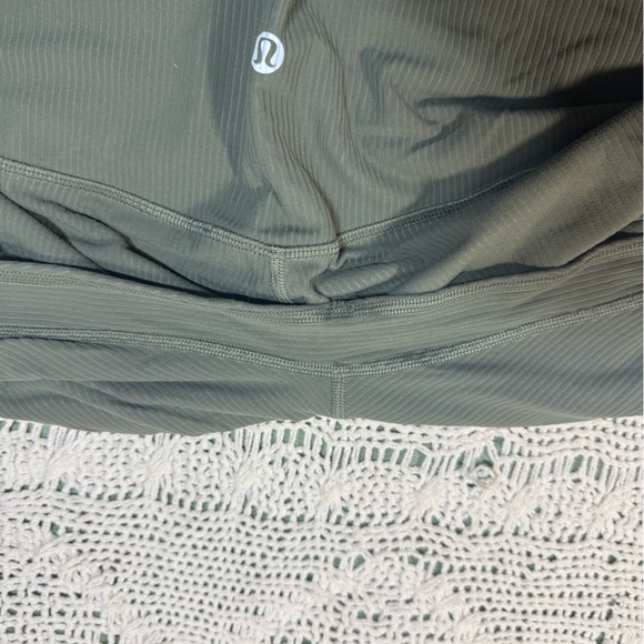 Lululemon Align Ribbed High-Rise Pant 25"  Size 8 - Picture 7 of 7